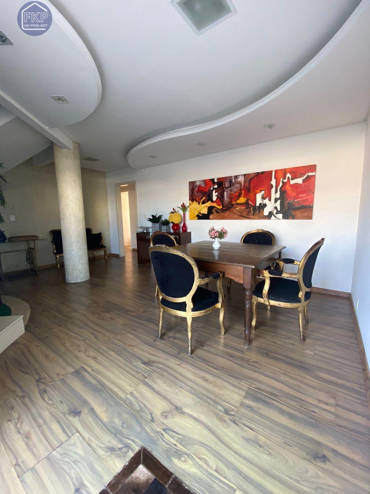 Casa à venda com 5 quartos, 270m² - Foto 10