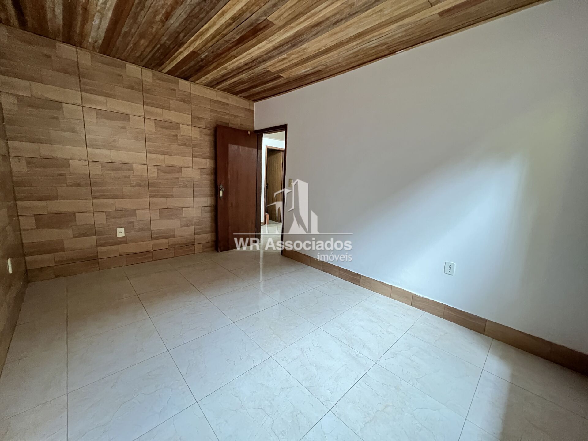 Casa para alugar com 2 quartos, 98m² - Foto 6