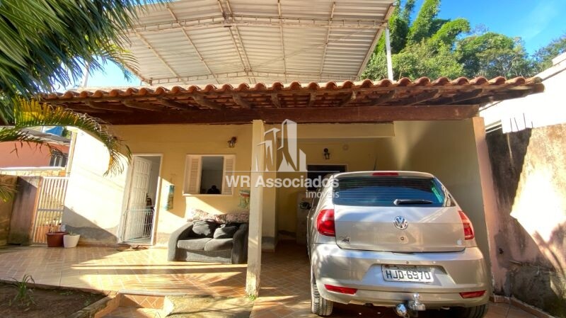 Casa à venda com 2 quartos, 300m² - Foto 2