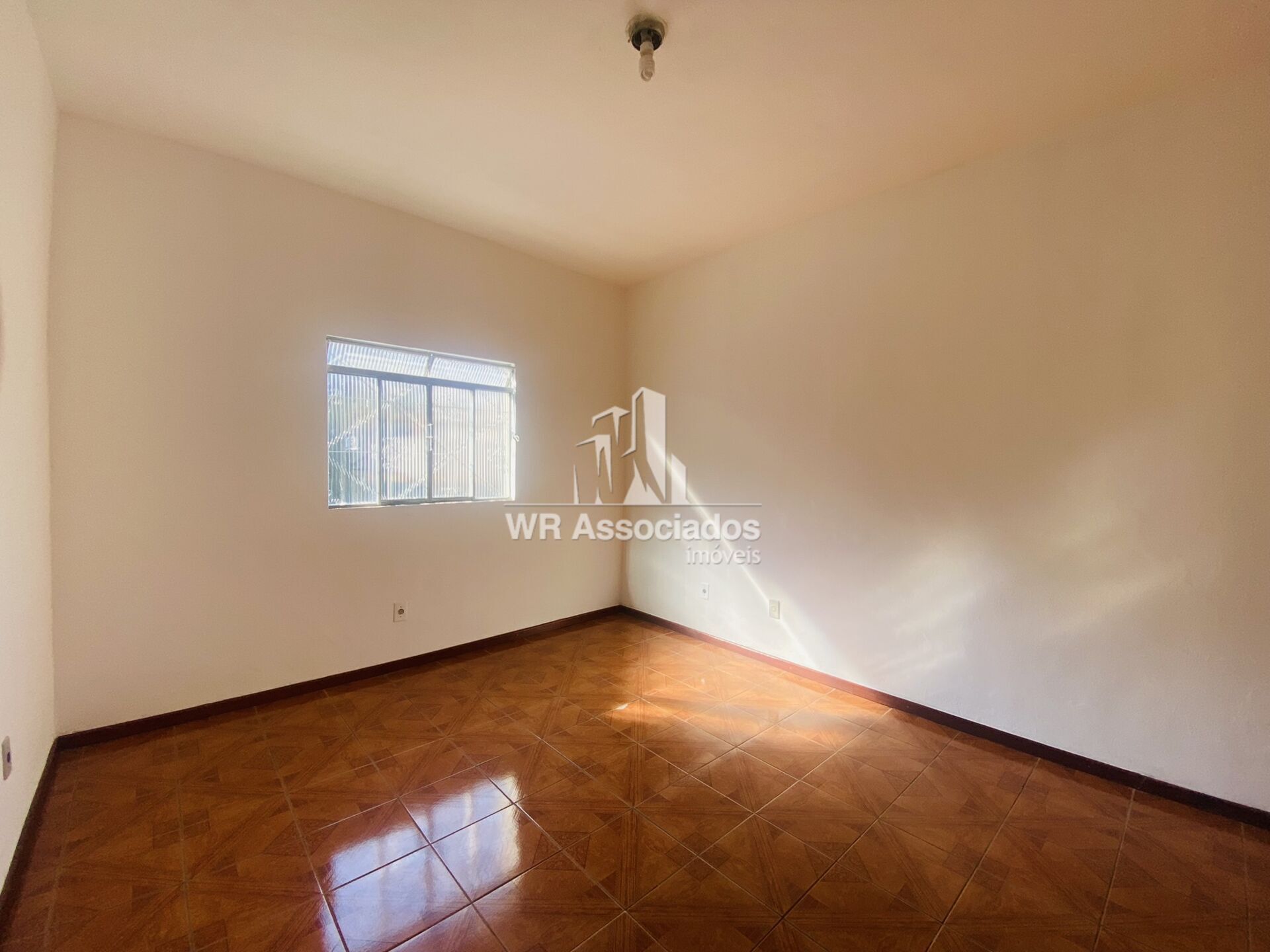 Casa para alugar com 4 quartos, 146m² - Foto 8