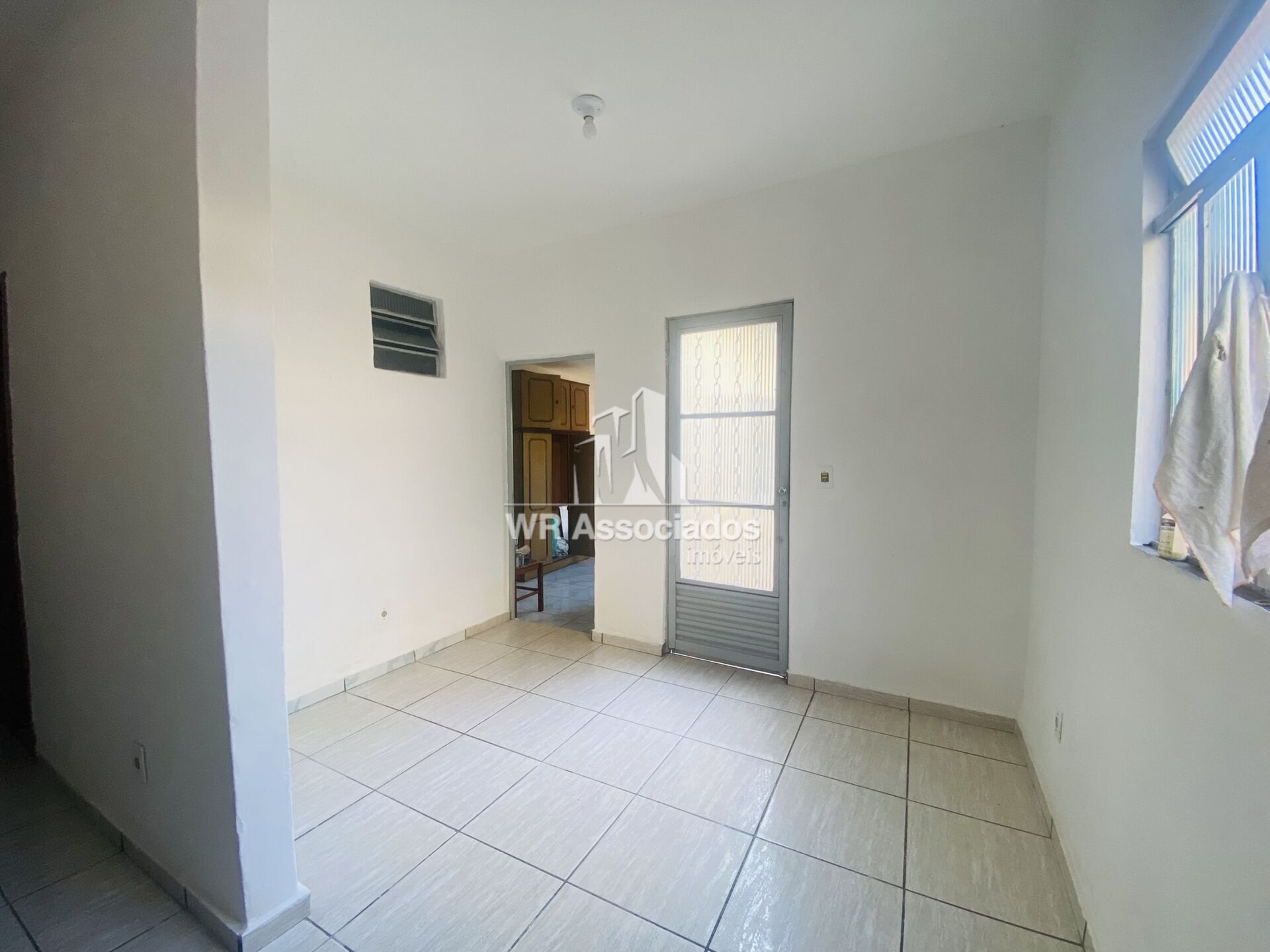 Casa para alugar com 4 quartos, 146m² - Foto 5