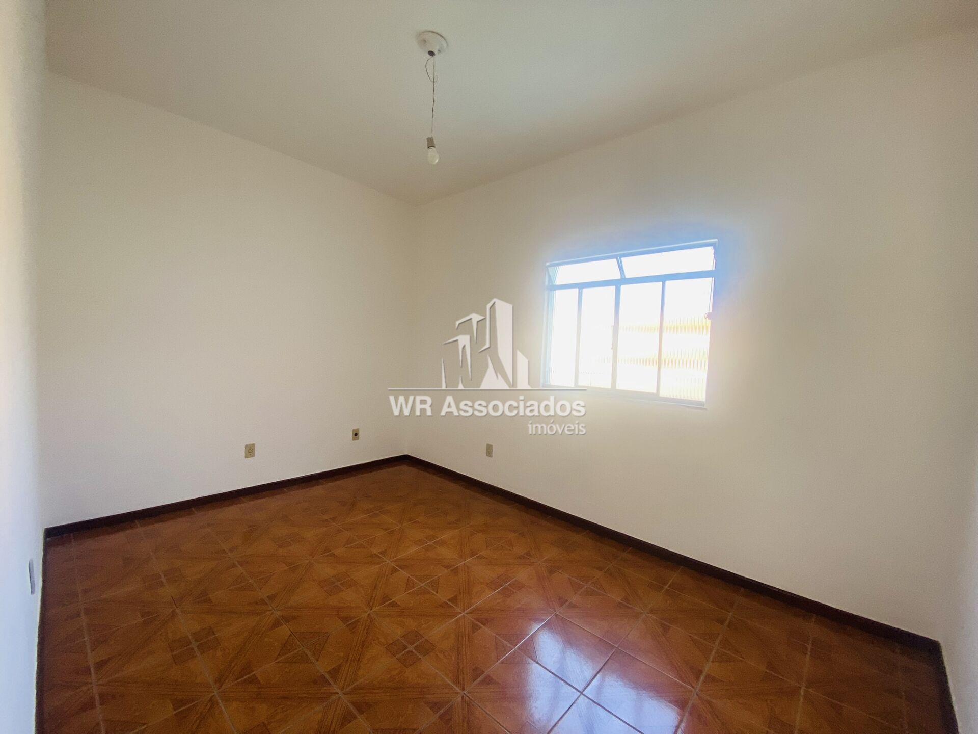 Casa para alugar com 4 quartos, 146m² - Foto 13