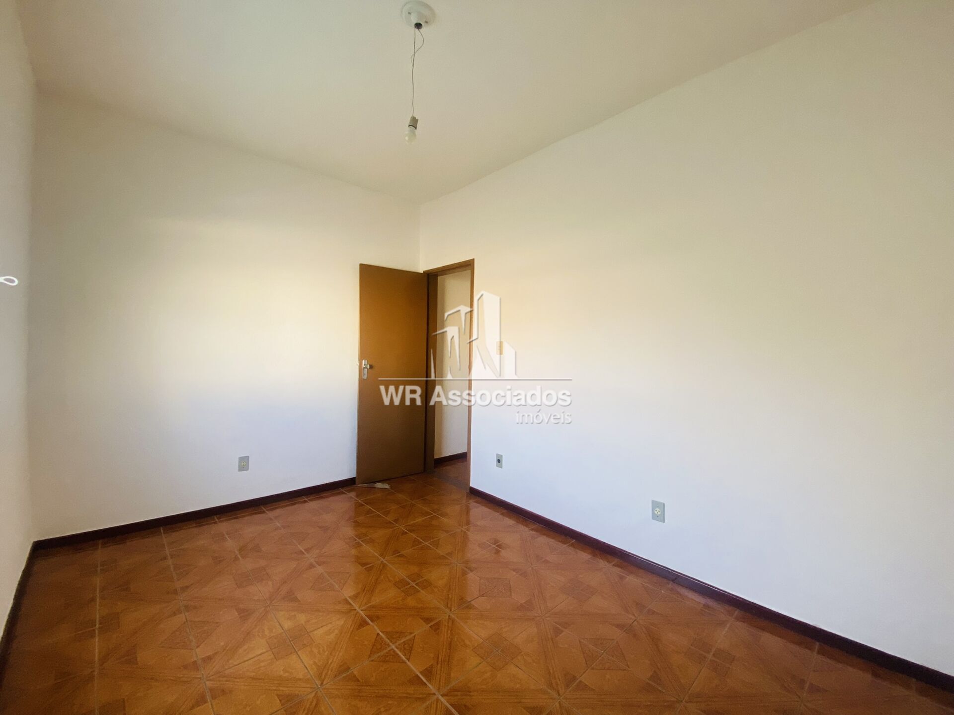 Casa para alugar com 4 quartos, 146m² - Foto 14