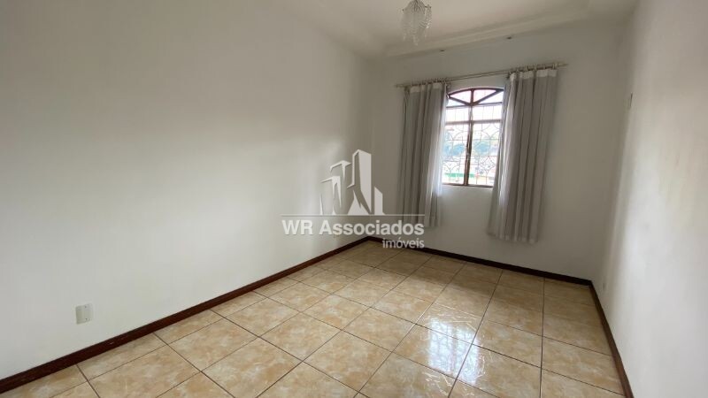 Casa à venda com 4 quartos, 480m² - Foto 8