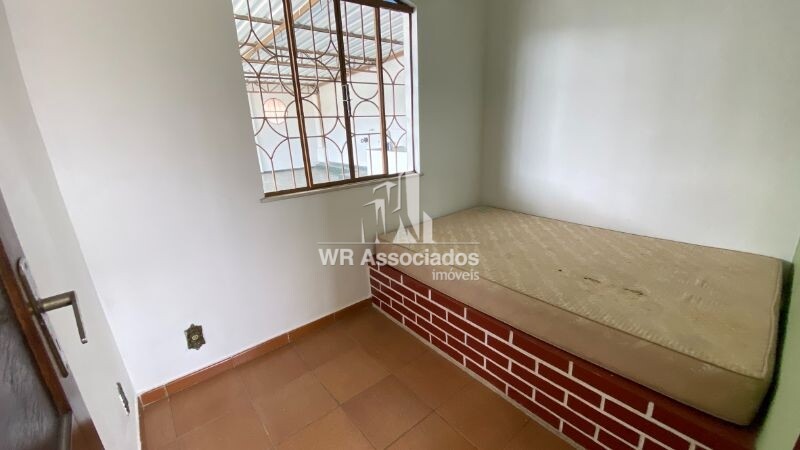 Casa à venda com 4 quartos, 480m² - Foto 18