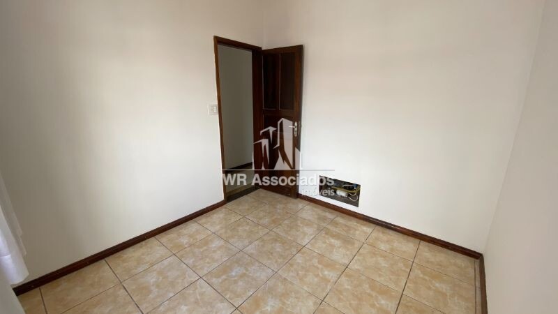 Casa à venda com 4 quartos, 480m² - Foto 9