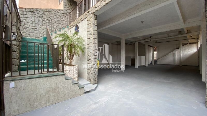 Casa à venda com 4 quartos, 480m² - Foto 24