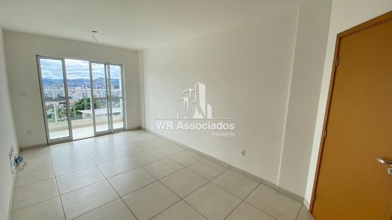 Apartamento à venda com 2 quartos, 80m² - Foto 4