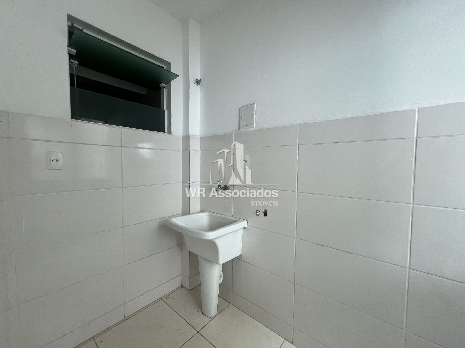 Apartamento para alugar com 2 quartos, 85m² - Foto 12