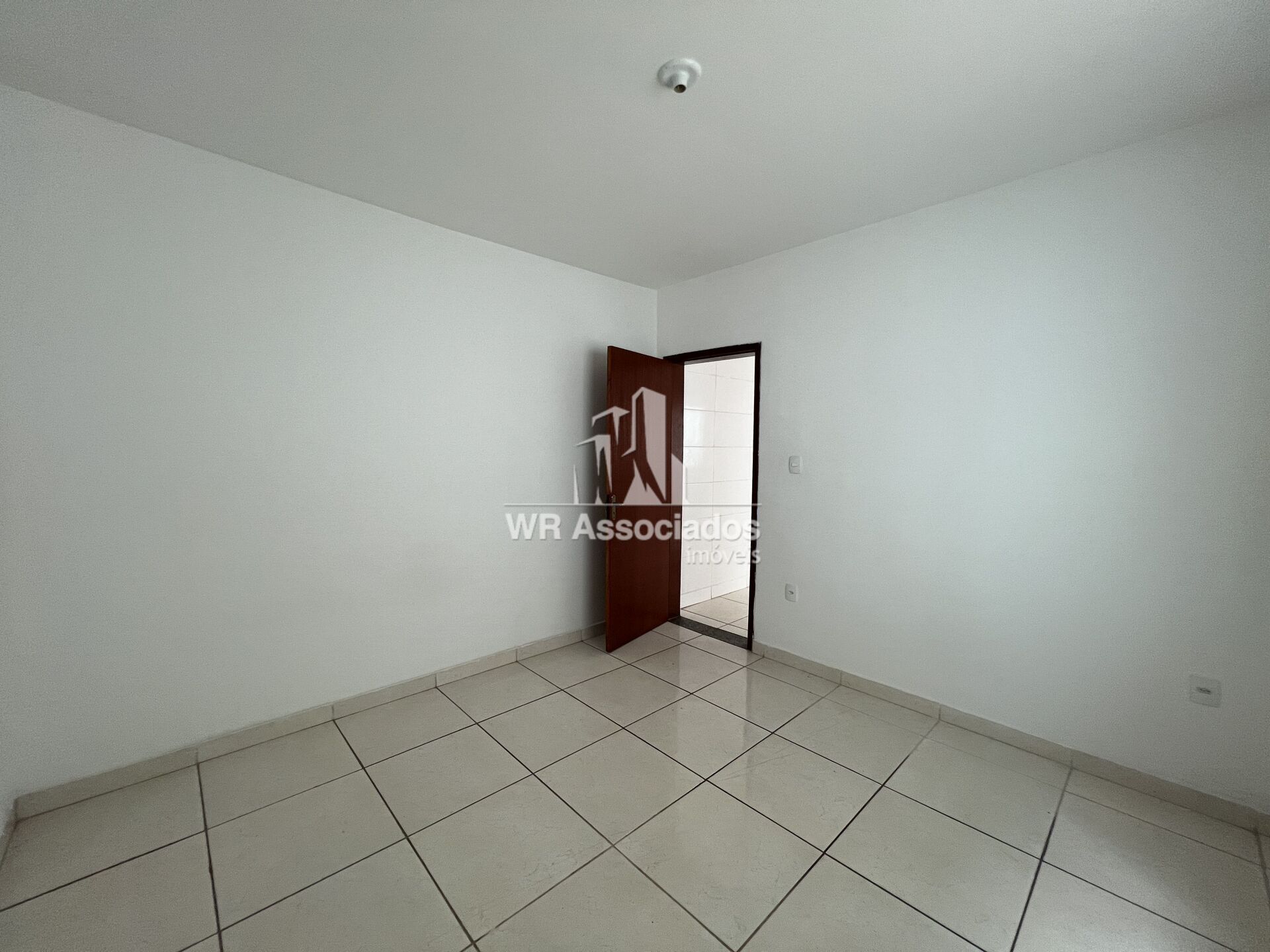 Apartamento para alugar com 2 quartos, 85m² - Foto 10