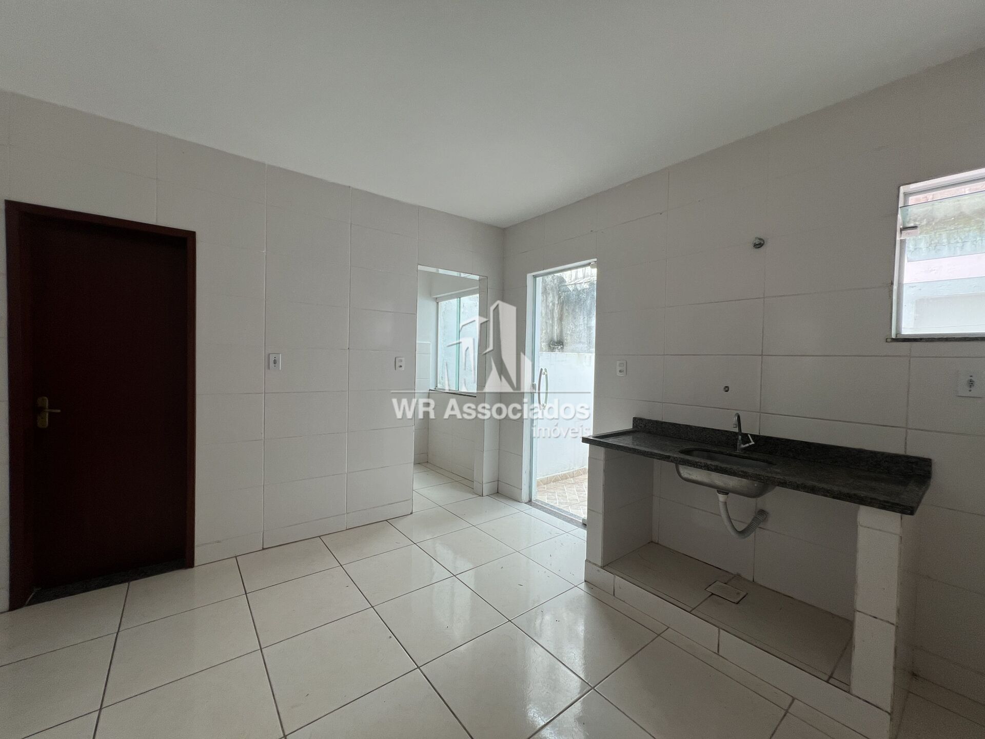 Apartamento para alugar com 2 quartos, 85m² - Foto 8