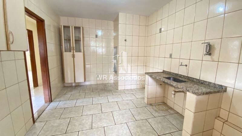 Apartamento à venda com 2 quartos, 75m² - Foto 10