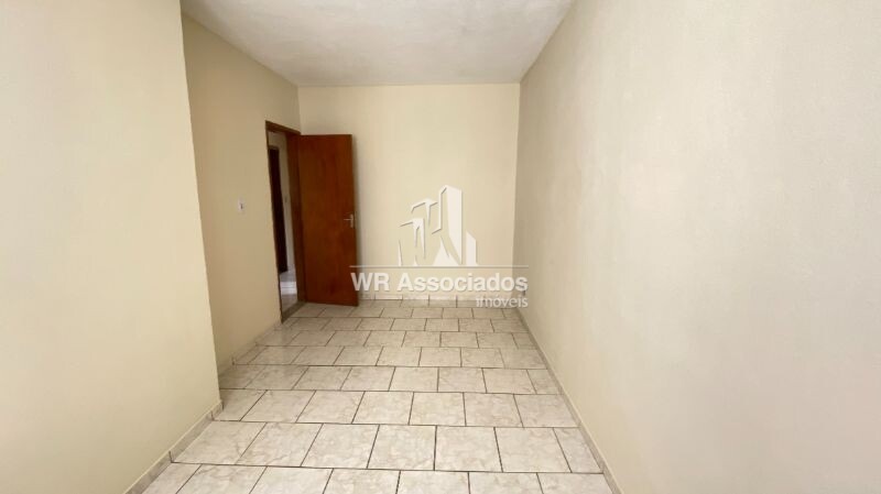 Apartamento à venda com 2 quartos, 75m² - Foto 3