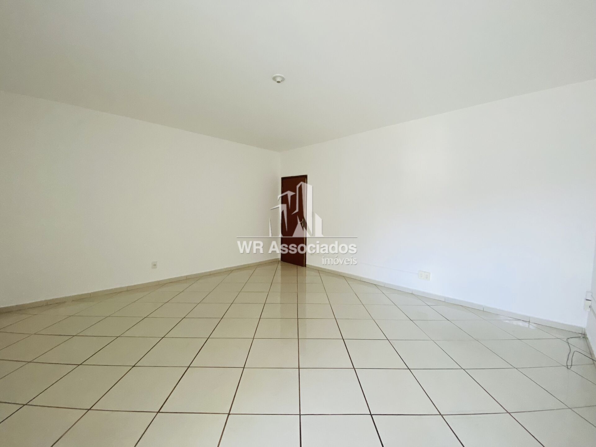 Apartamento para alugar com 2 quartos, 106m² - Foto 3
