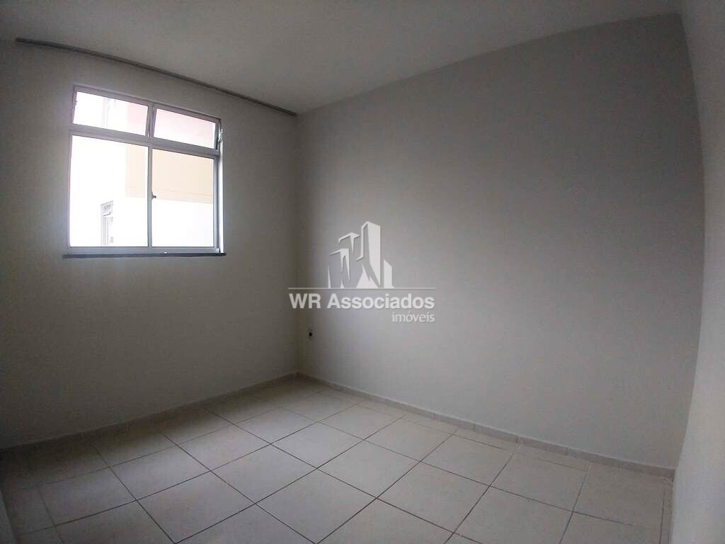 Apartamento à venda com 2 quartos, 55m² - Foto 4