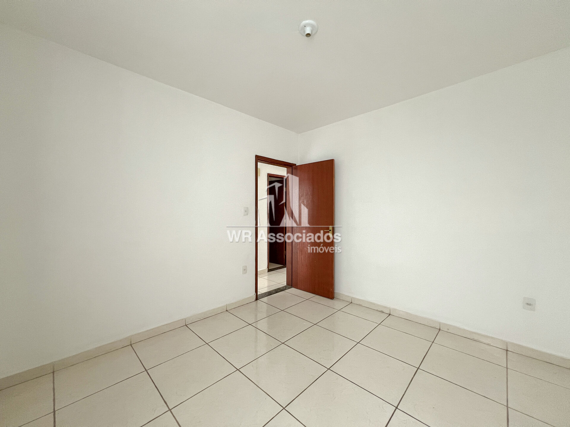 Apartamento para alugar com 2 quartos, 78m² - Foto 6