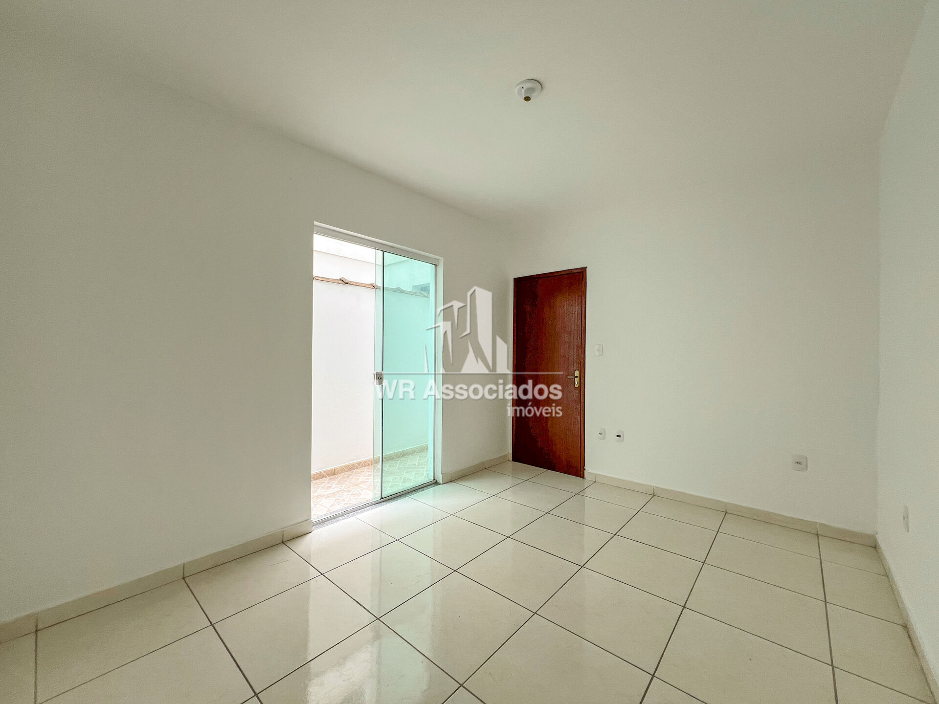 Apartamento para alugar com 2 quartos, 78m² - Foto 3