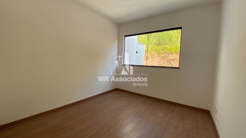 Casa à venda com 3 quartos, 217m² - Foto 7