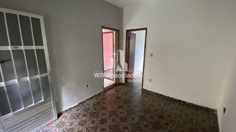 Casa à venda com 2 quartos, 49m² - Foto 1