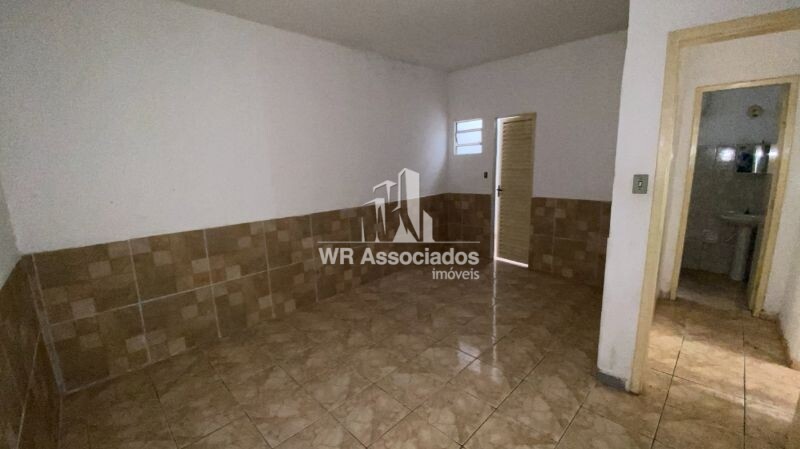 Casa à venda com 3 quartos, 260m² - Foto 9