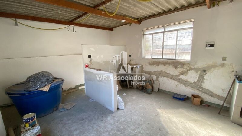 Casa à venda com 3 quartos, 260m² - Foto 16