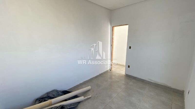 Casa à venda com 2 quartos, 120m² - Foto 9