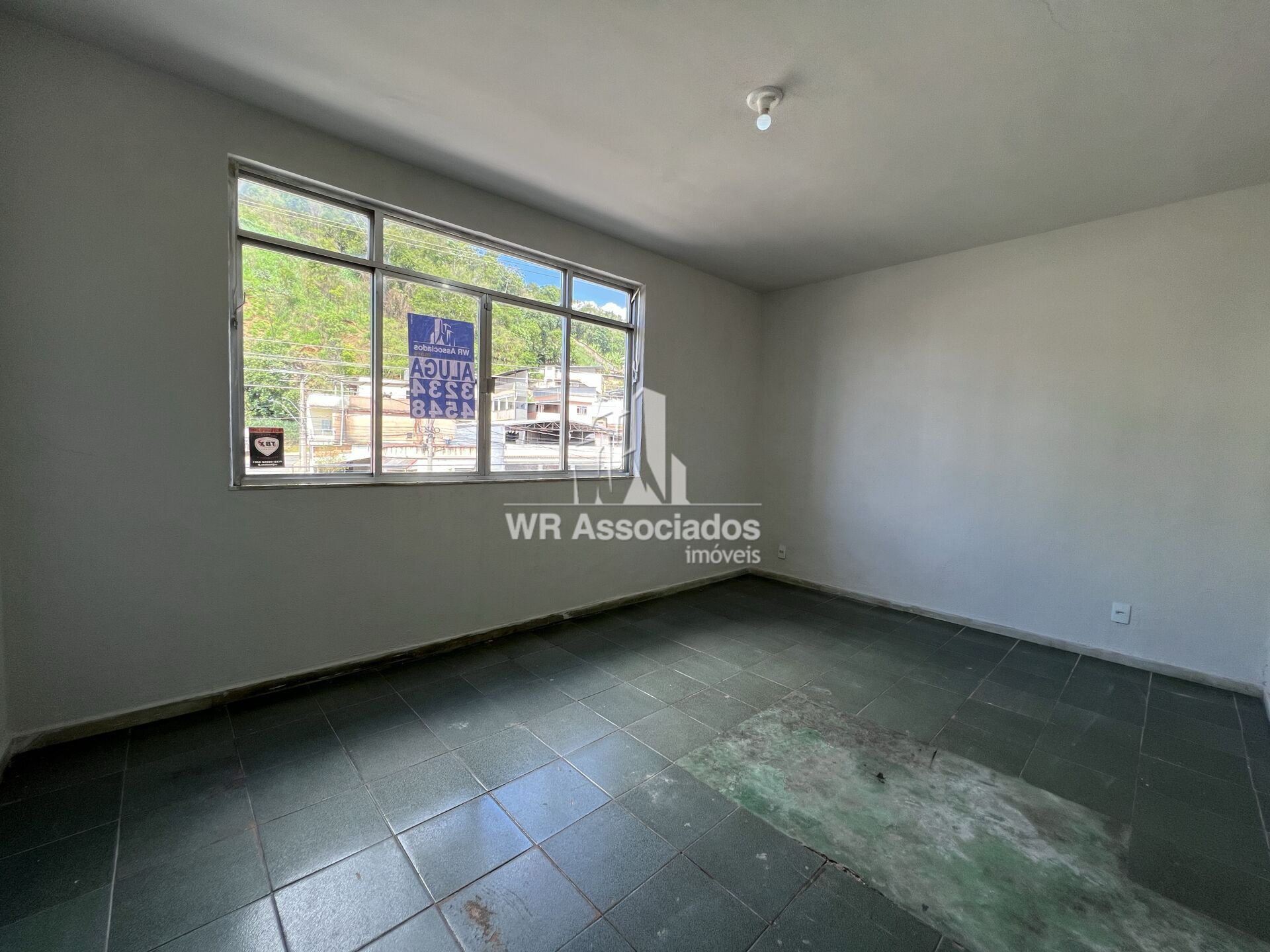 Apartamento para alugar com 2 quartos, 80m² - Foto 4