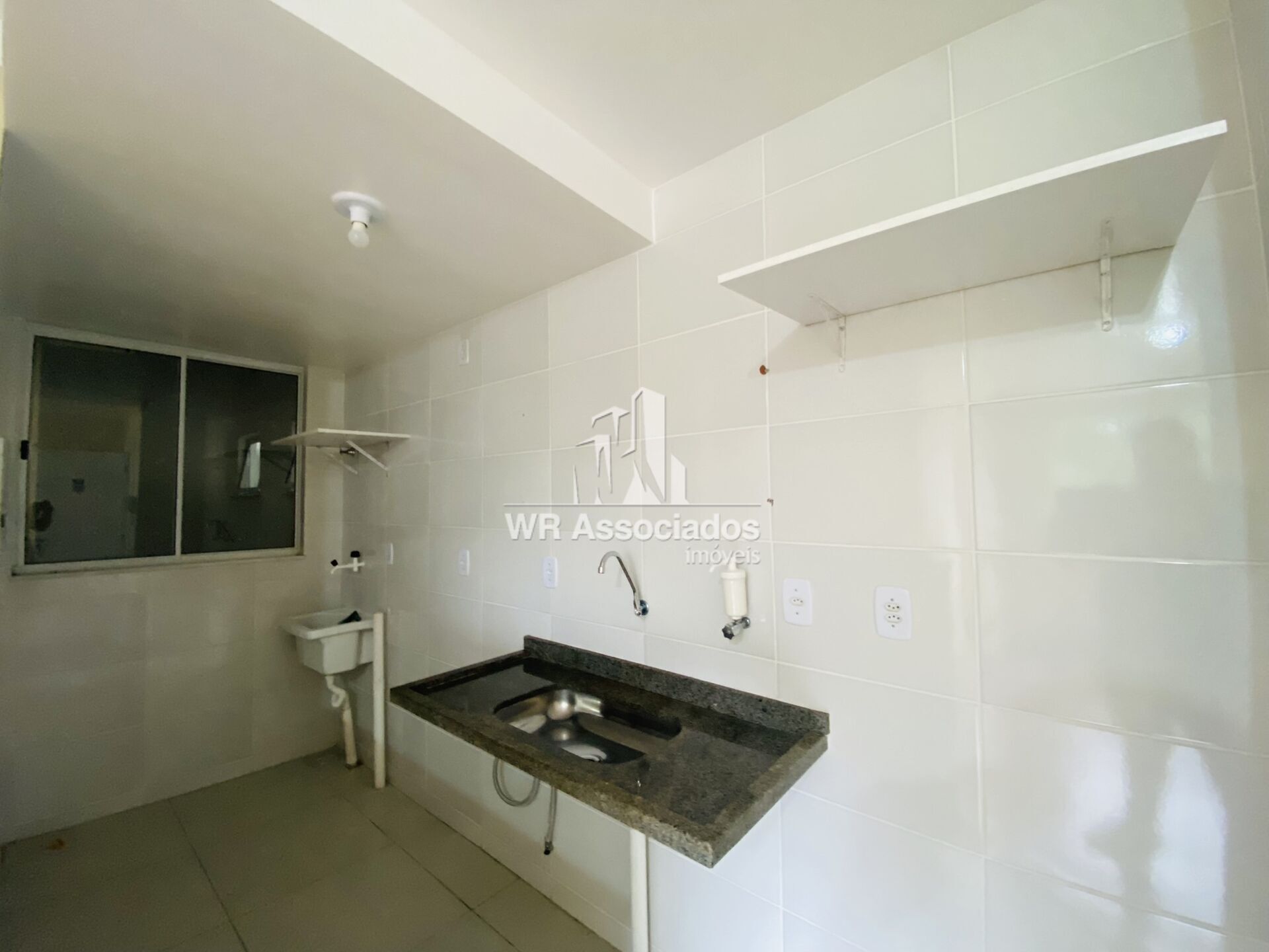 Apartamento à venda com 2 quartos, 59m² - Foto 4