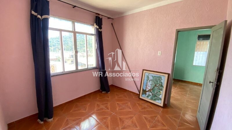 Casa à venda com 3 quartos, 70m² - Foto 8