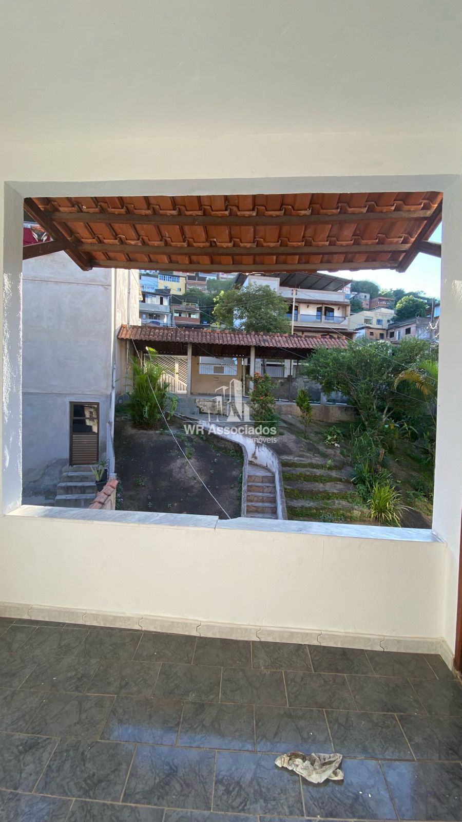 Casa à venda com 4 quartos, 220m² - Foto 9