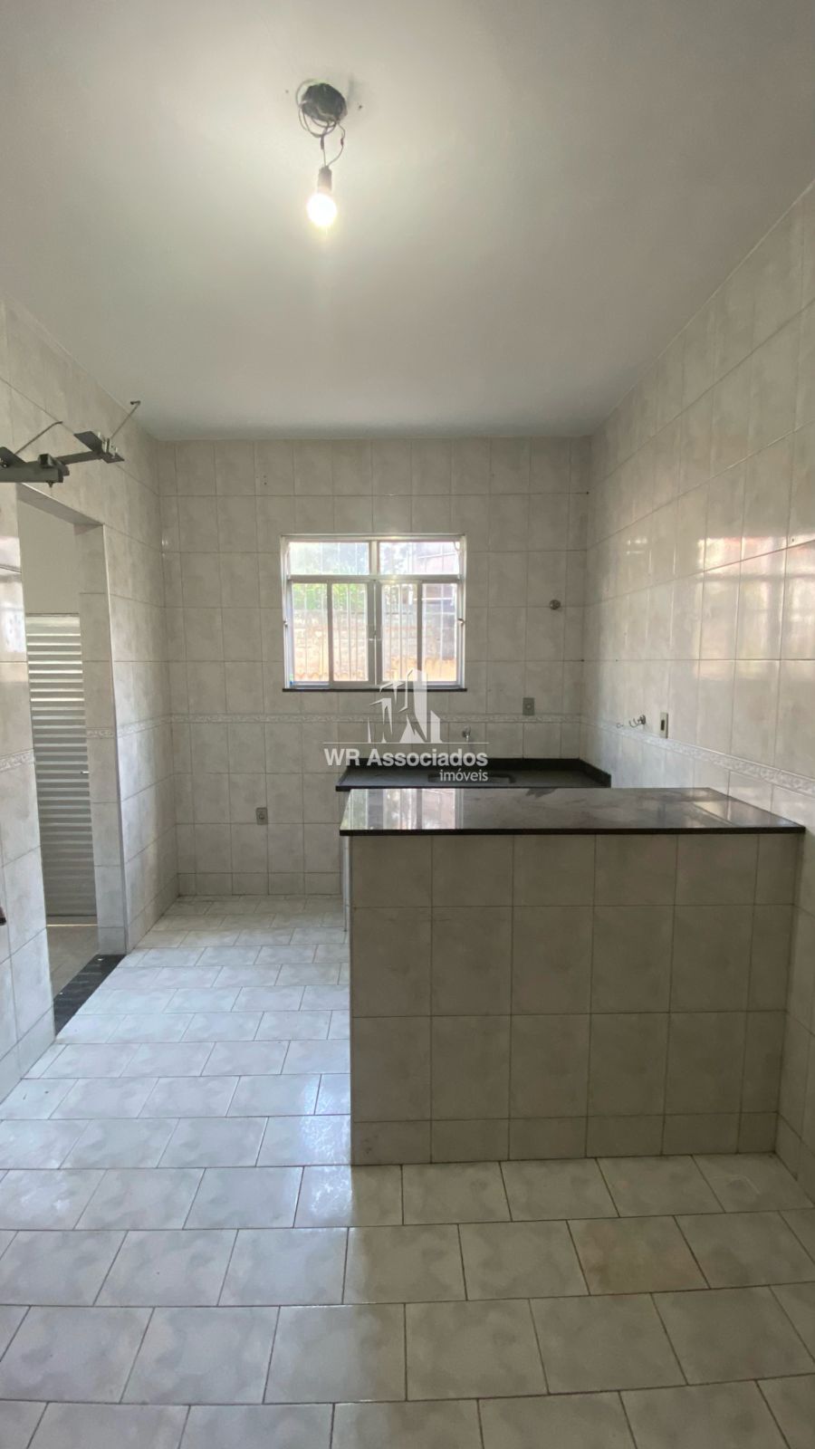 Casa à venda com 4 quartos, 220m² - Foto 6