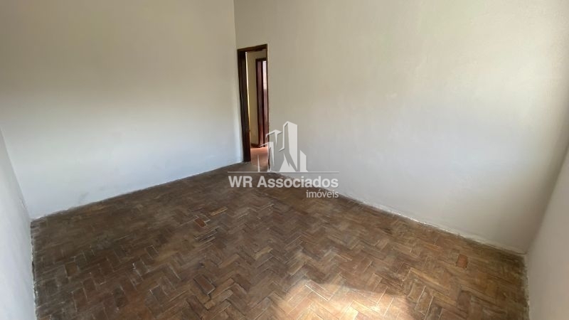 Casa à venda com 2 quartos, 119m² - Foto 3