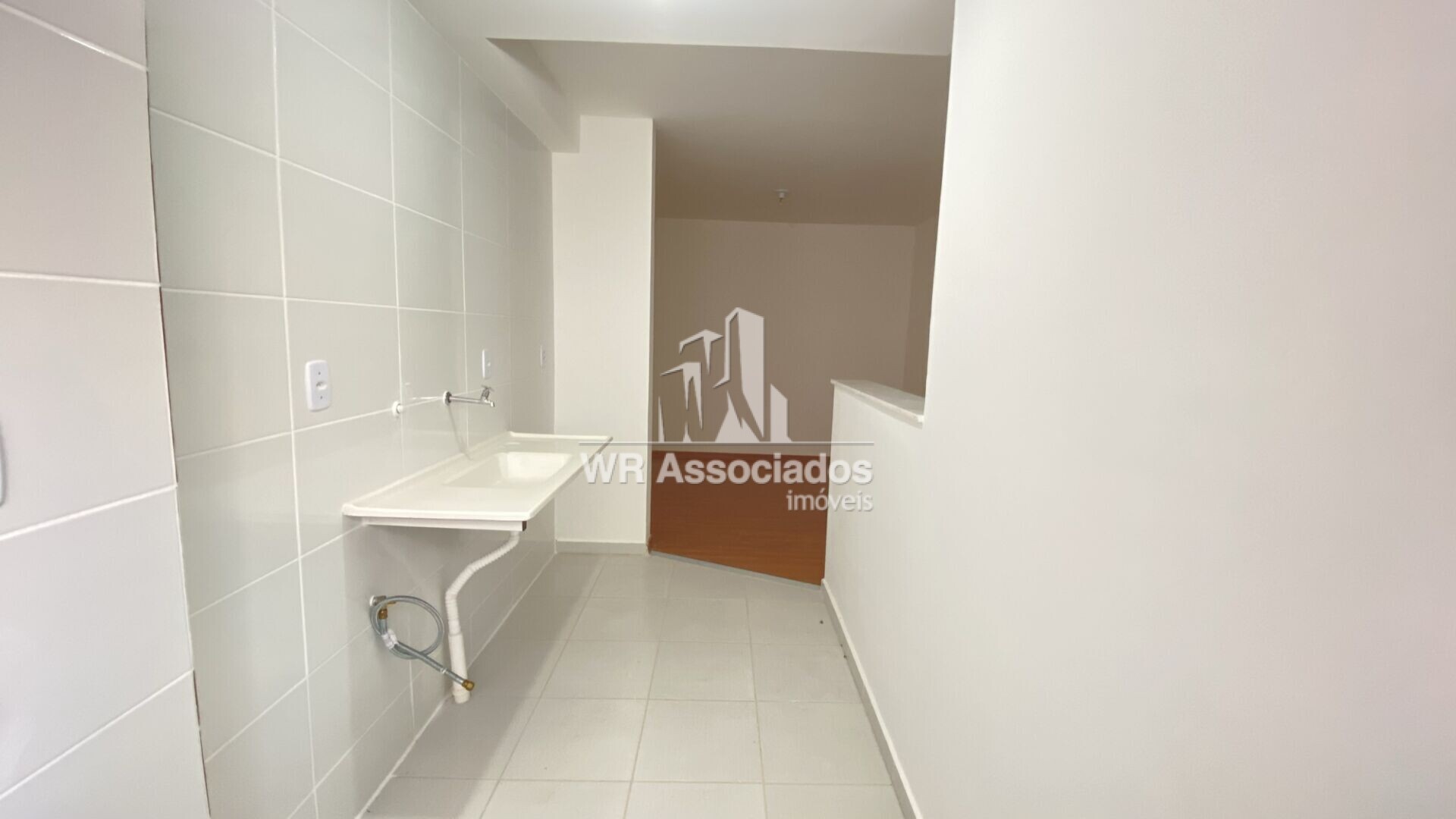 Apartamento para alugar com 2 quartos, 42m² - Foto 6