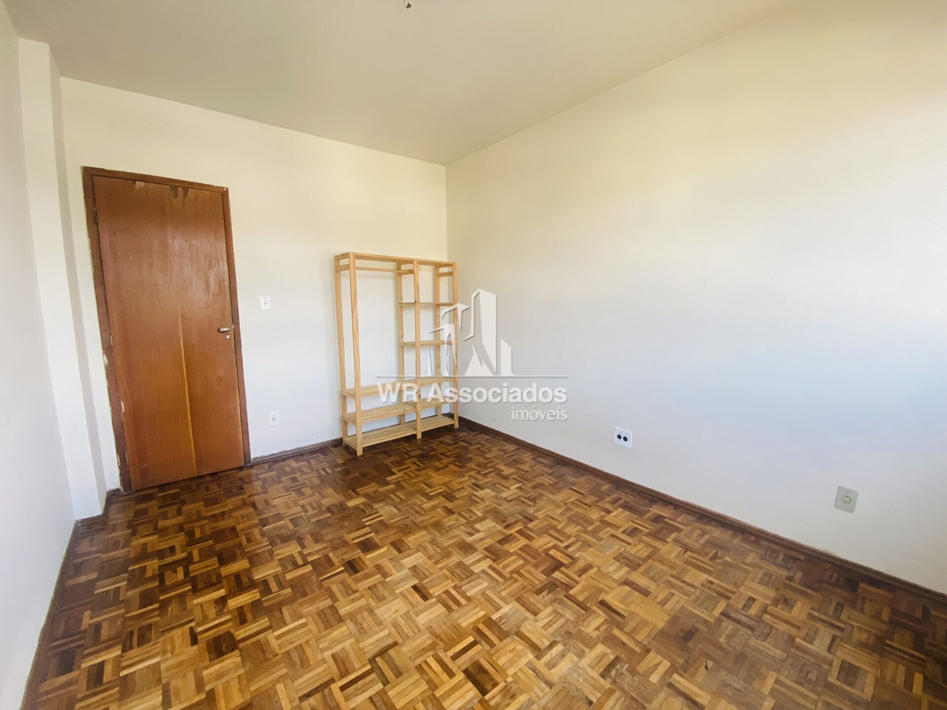 Apartamento para alugar com 1 quarto, 51m² - Foto 2