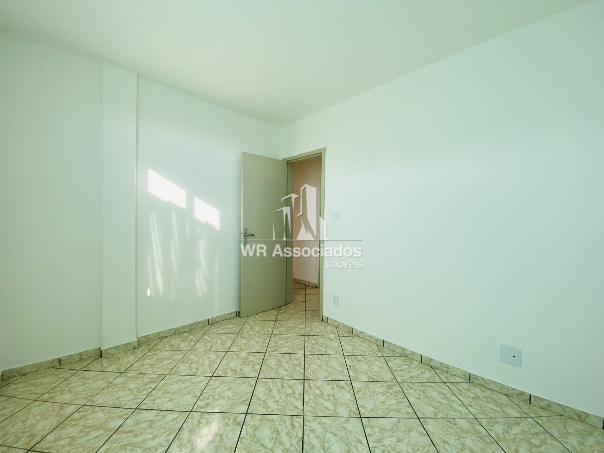 Apartamento para alugar com 2 quartos, 71m² - Foto 7