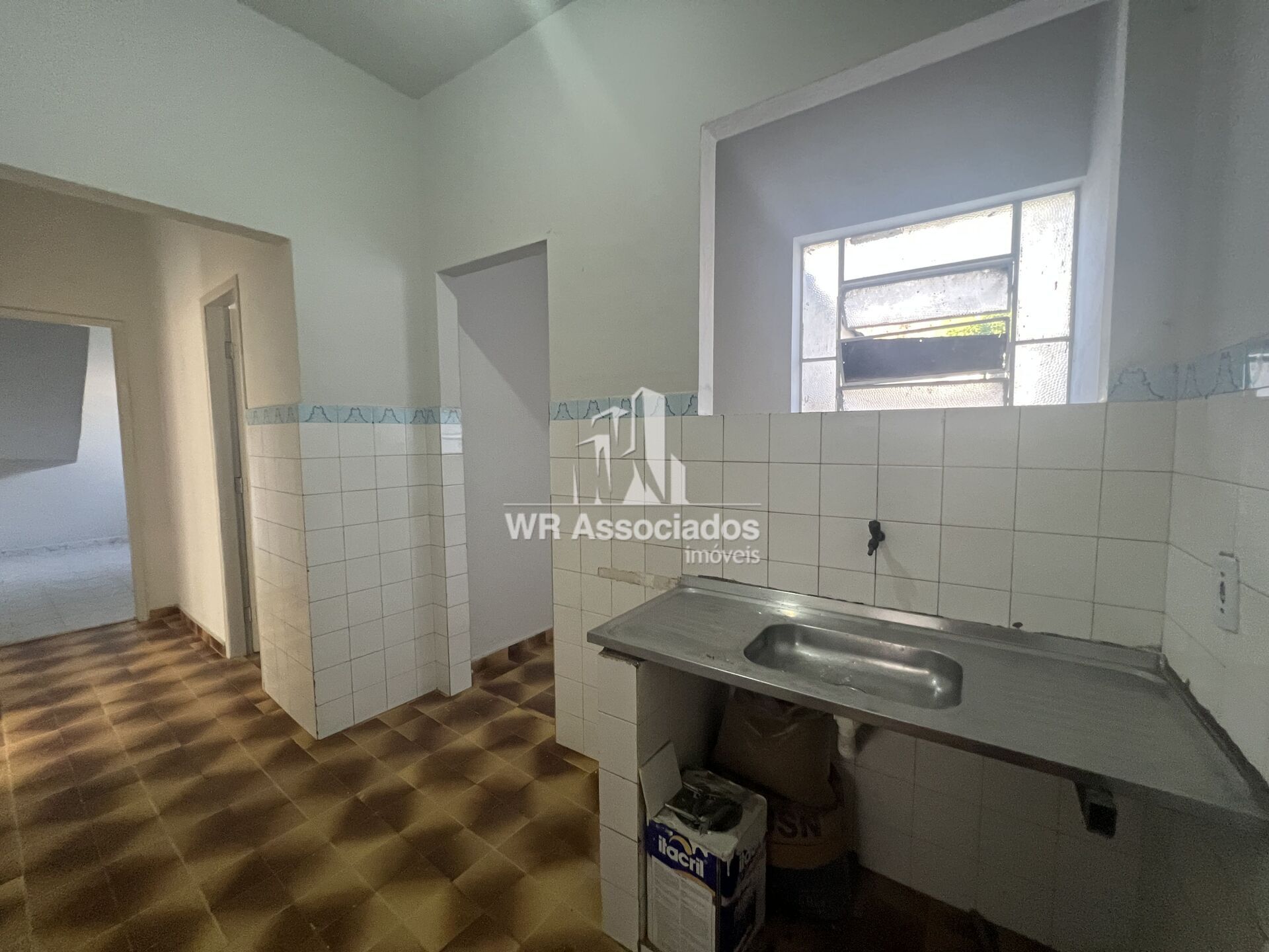 Casa para alugar com 2 quartos, 62m² - Foto 10