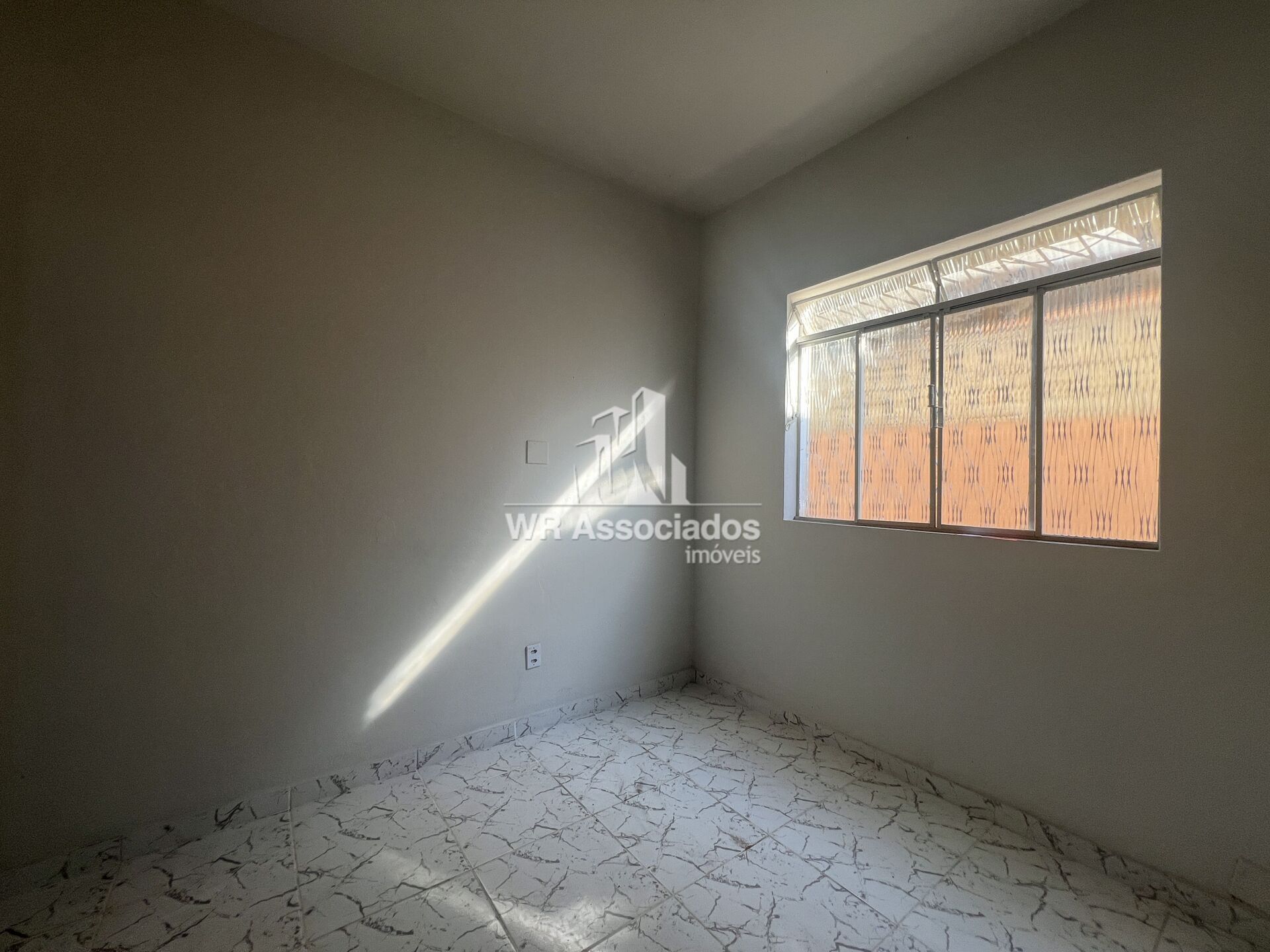 Casa para alugar com 2 quartos, 62m² - Foto 2