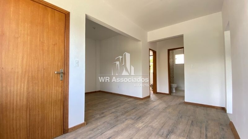 Apartamento à venda com 2 quartos, 70m² - Foto 2