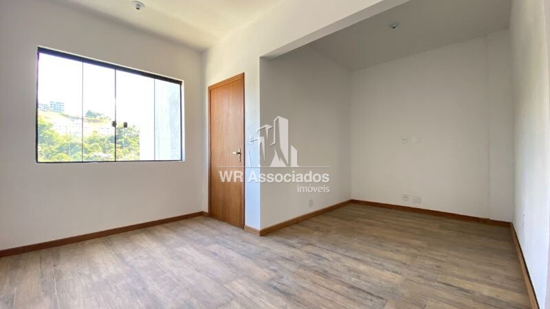 Apartamento à venda com 2 quartos, 70m² - Foto 4