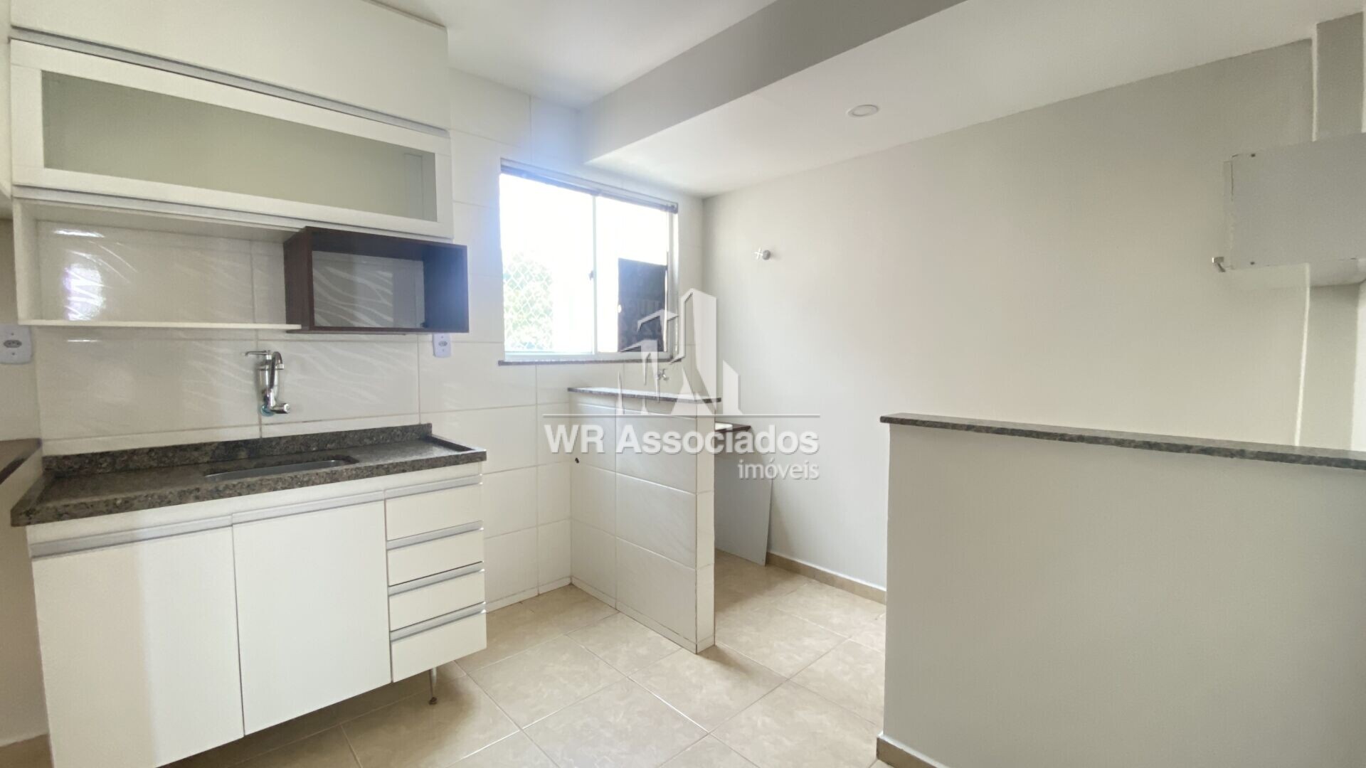 Apartamento à venda com 2 quartos, 50m² - Foto 4