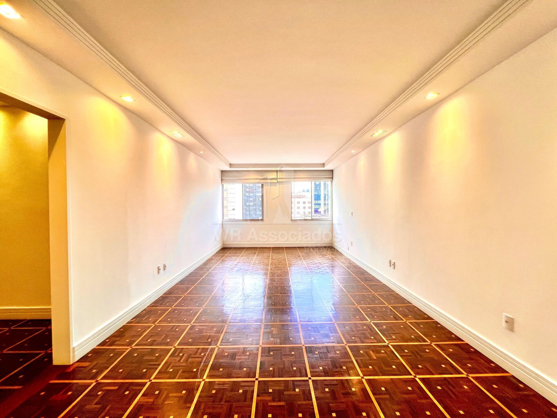 Apartamento, 3 quartos, 186 m² - Foto 1