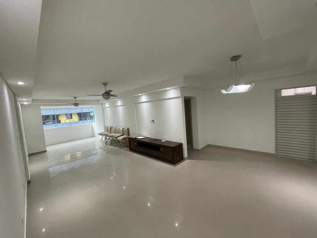 Apartamento, 3 quartos, 142 m² - Foto 1