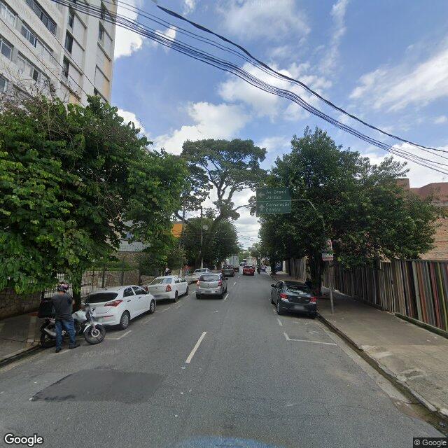 Imagem estática do "Street View" da localização