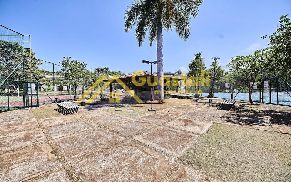 Casa para alugar com 4 quartos, 240m² - Foto 25