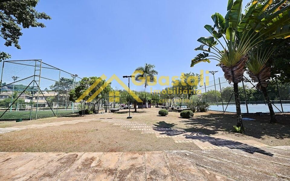 Casa para alugar com 4 quartos, 240m² - Foto 24