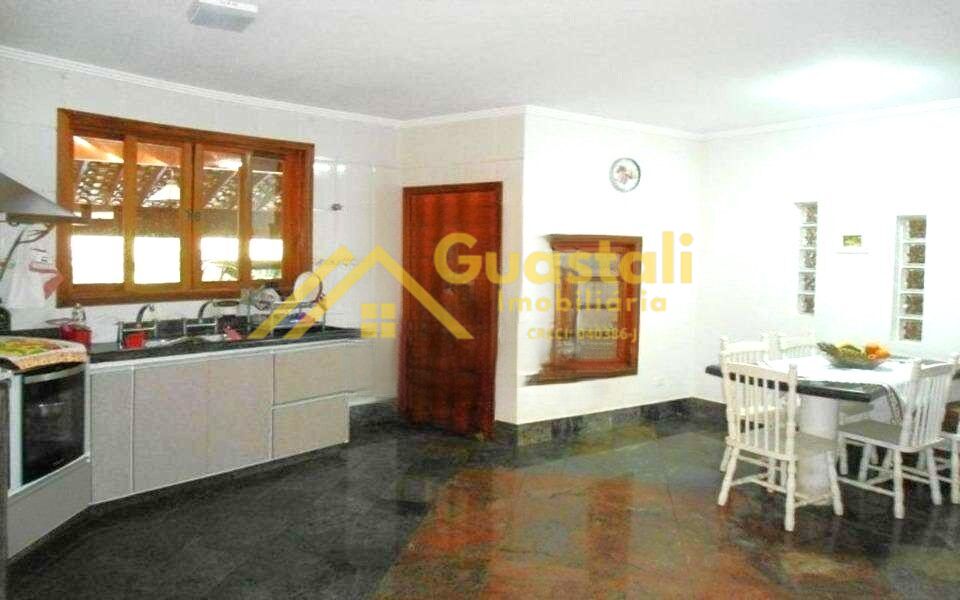 Casa para alugar com 3 quartos, 350m² - Foto 28