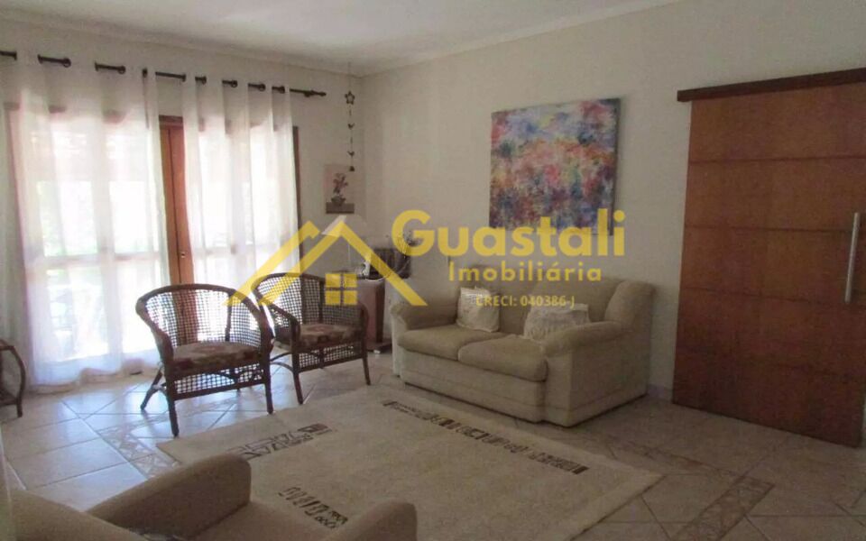 Casa para alugar com 3 quartos, 350m² - Foto 11