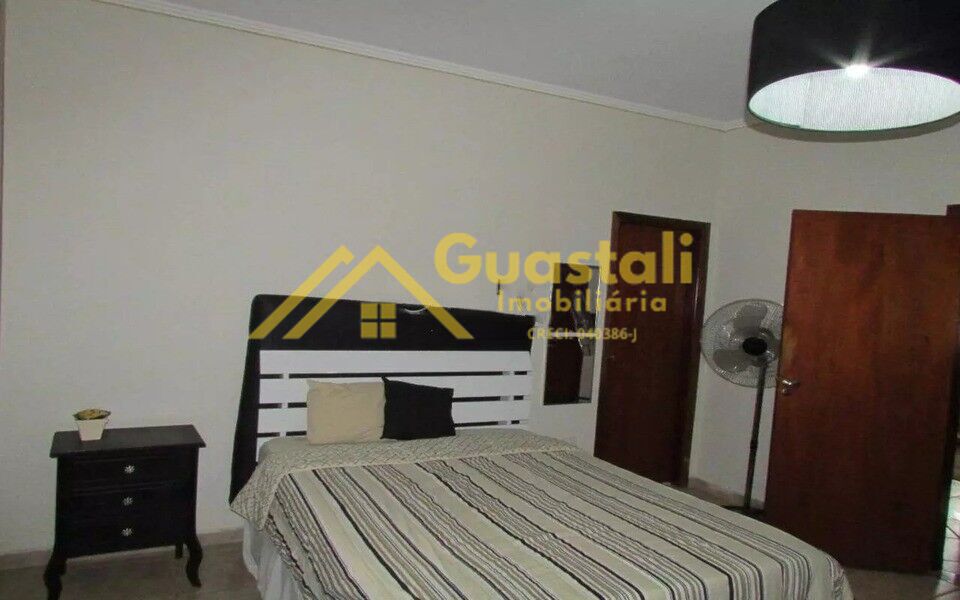 Casa para alugar com 3 quartos, 350m² - Foto 17