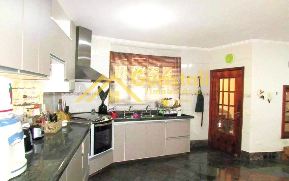 Casa para alugar com 3 quartos, 350m² - Foto 27