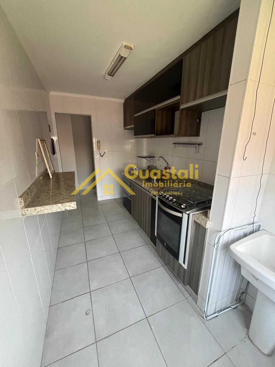 Apartamento à venda com 2 quartos, 72m² - Foto 2